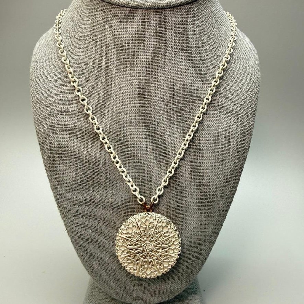 Vintage‎ White Locket Chain Necklace 25" Long Gold Tone Floral Filigree Repousse